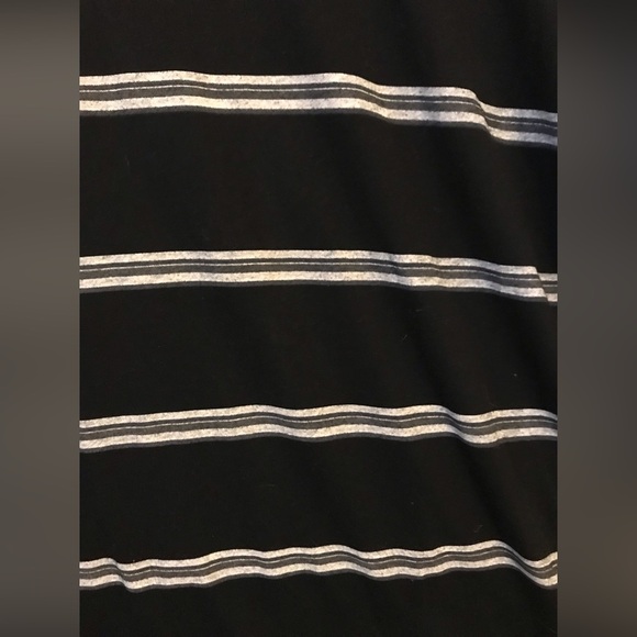 American Rag Mens Striped V-Neck T-Shirt Size Large - Picture 4 of 5